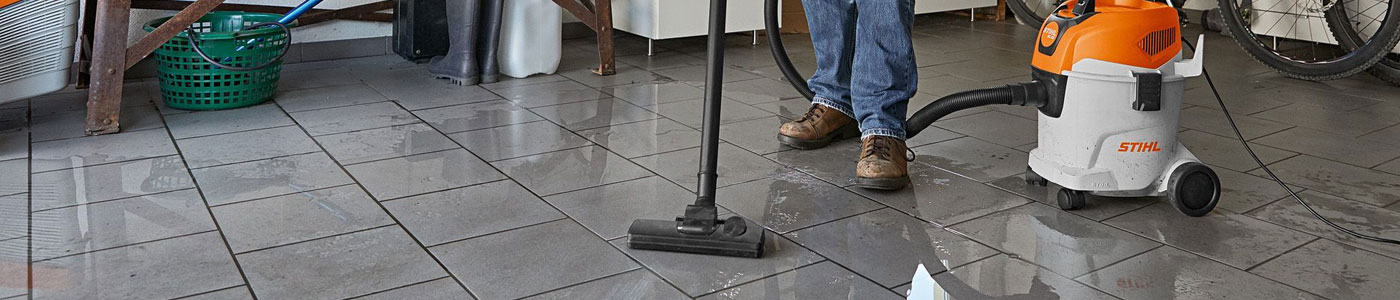 Stihl Reinigungsgerät in Aktion 