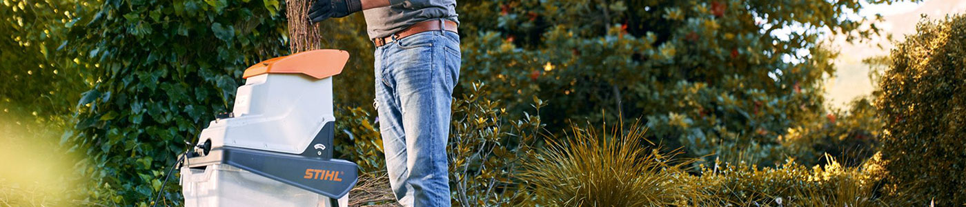 Stihl Gartenhexler in Aktion 